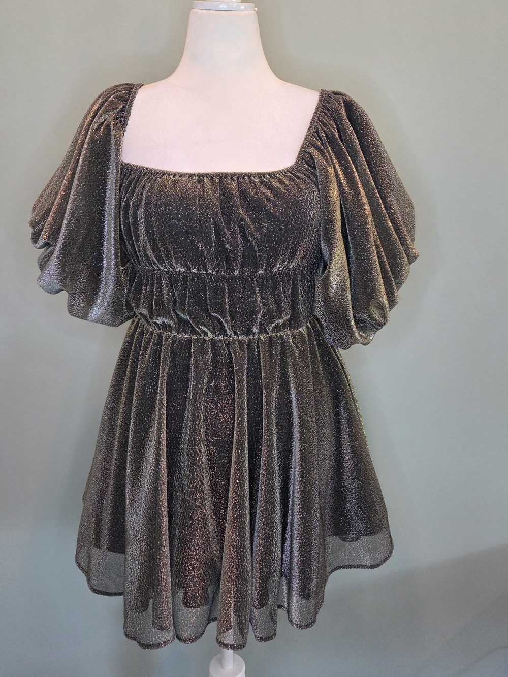&merci Gold Metallic Puff Sleeve Square Neck Smocked Babydoll Mini Dress Size M - Picture 2 of 10